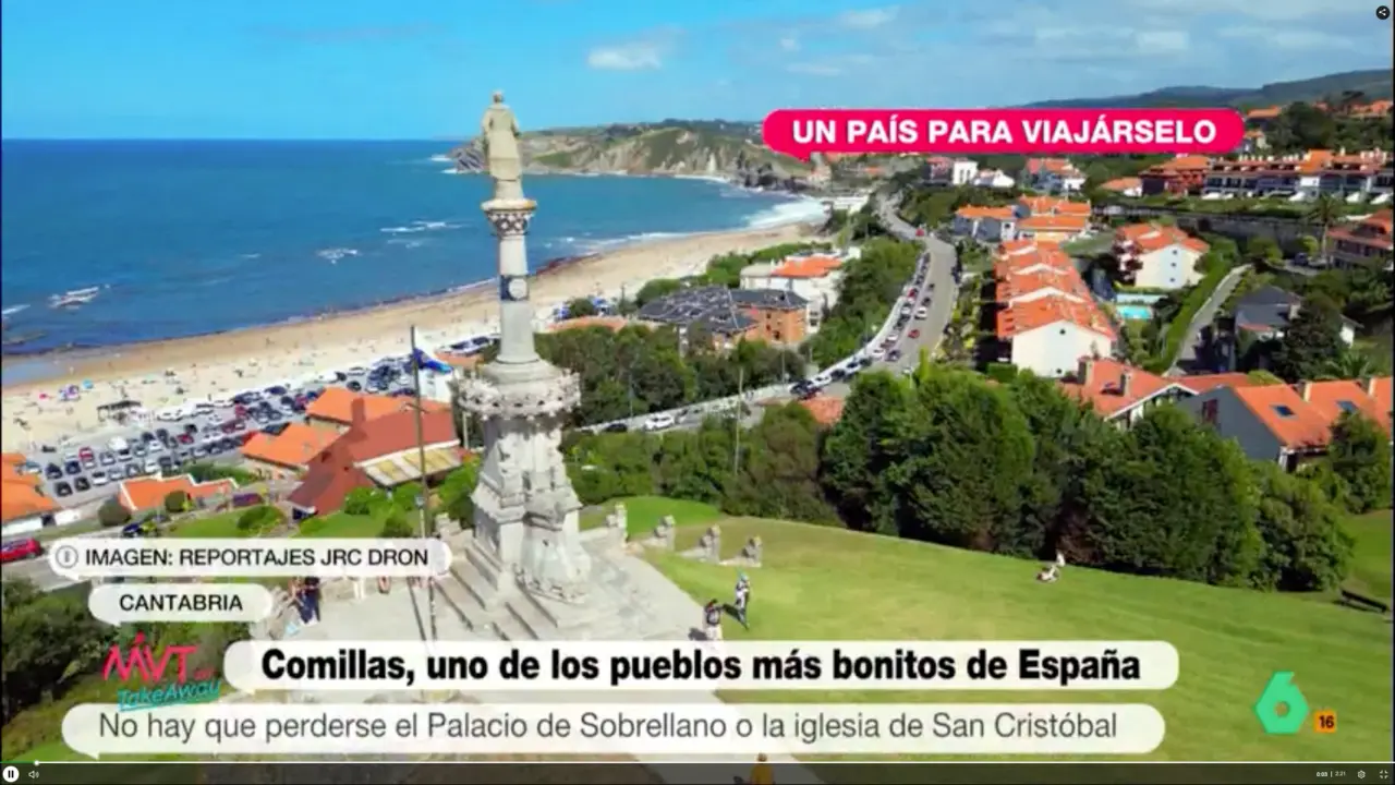 Durante la visita del equipo de M&aacute;s Vale Tarde a Comillas, Cantabria, Luis Calero recibi&oacute; la bienvenida de una gu&iacute;a tur&iacute;stica que destac&oacute; la riqueza cultural de Comillas.