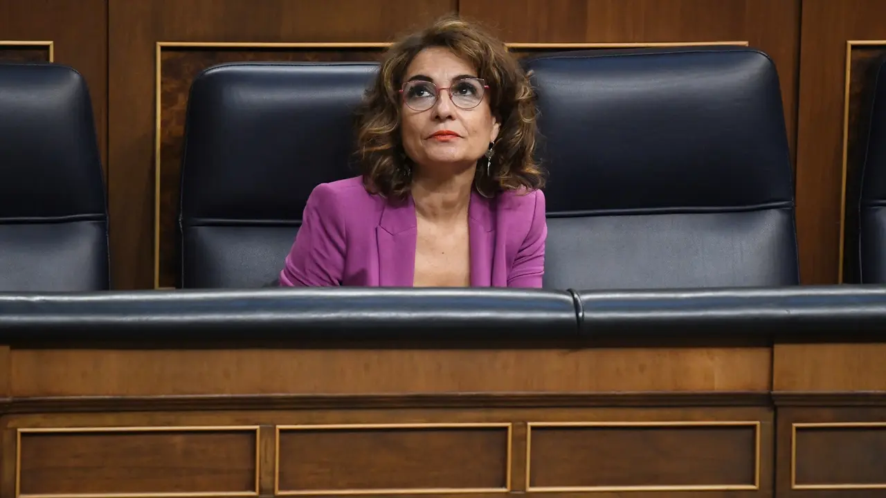 La vicepresidenta primera y ministra de Hacienda, Mar&iacute;a Jes&uacute;s Montero. Fernando S&aacute;nchez