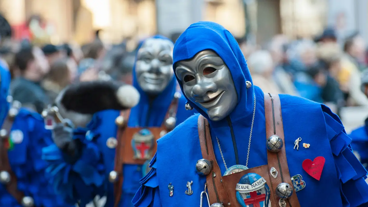 Varias personas de carnaval. / A.E
