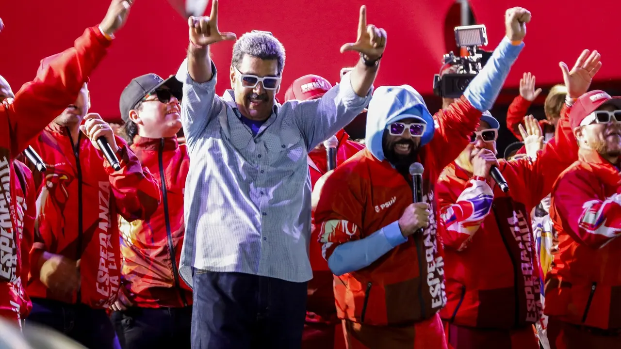 El r&eacute;gimen de Nicol&aacute;s Maduro restringe la observaci&oacute;n internacional durante las elecciones. Jeampier Arguinzones