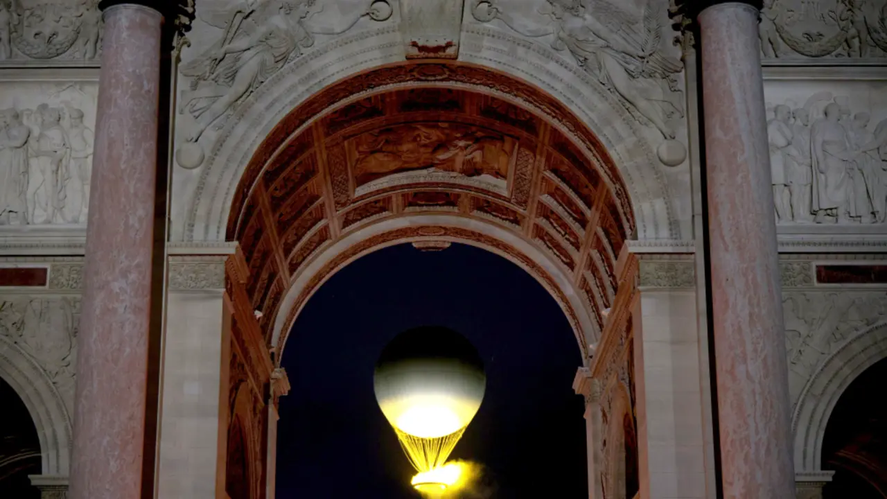 Un teatro abierto: una fusi&oacute;n de arte y deporte. La Ceremonia de apertura, que recordaremos para siempre, ilumin&oacute; la noche con su magia.