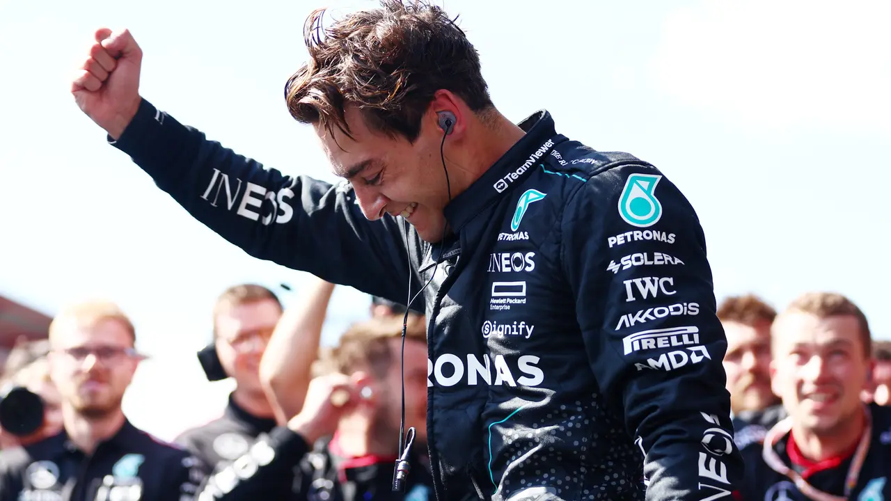 Russell celebra la victoria en B&eacute;lgica. / F1