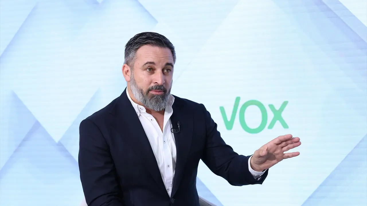 El l&iacute;der de VOX, Santiago Abascal, durante una entrevista. Marta Fern&aacute;ndez