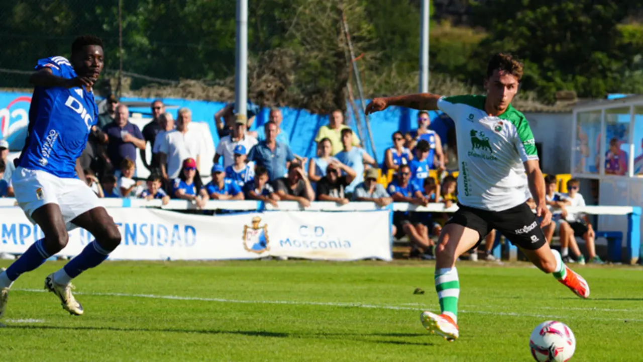Partido Racing - Real Oviedo. / Racing