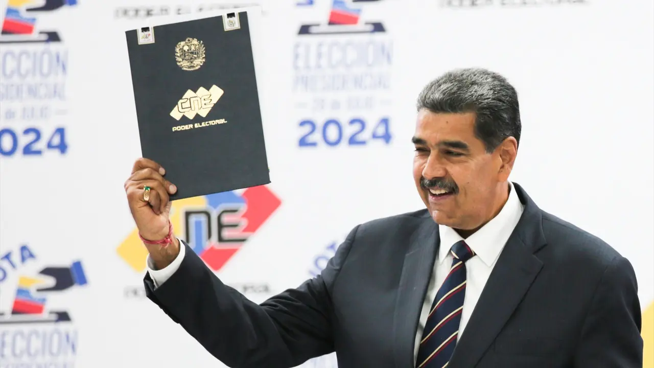 Nicol&aacute;s Maduro. EP