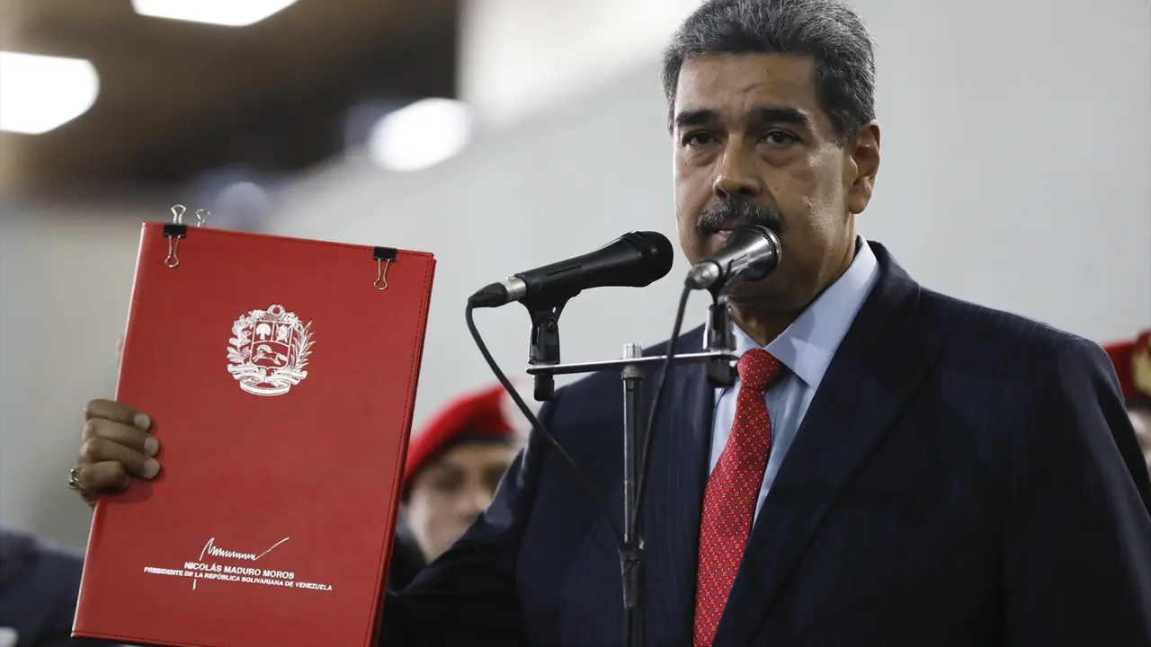 Nicol&aacute;s Maduro. EP