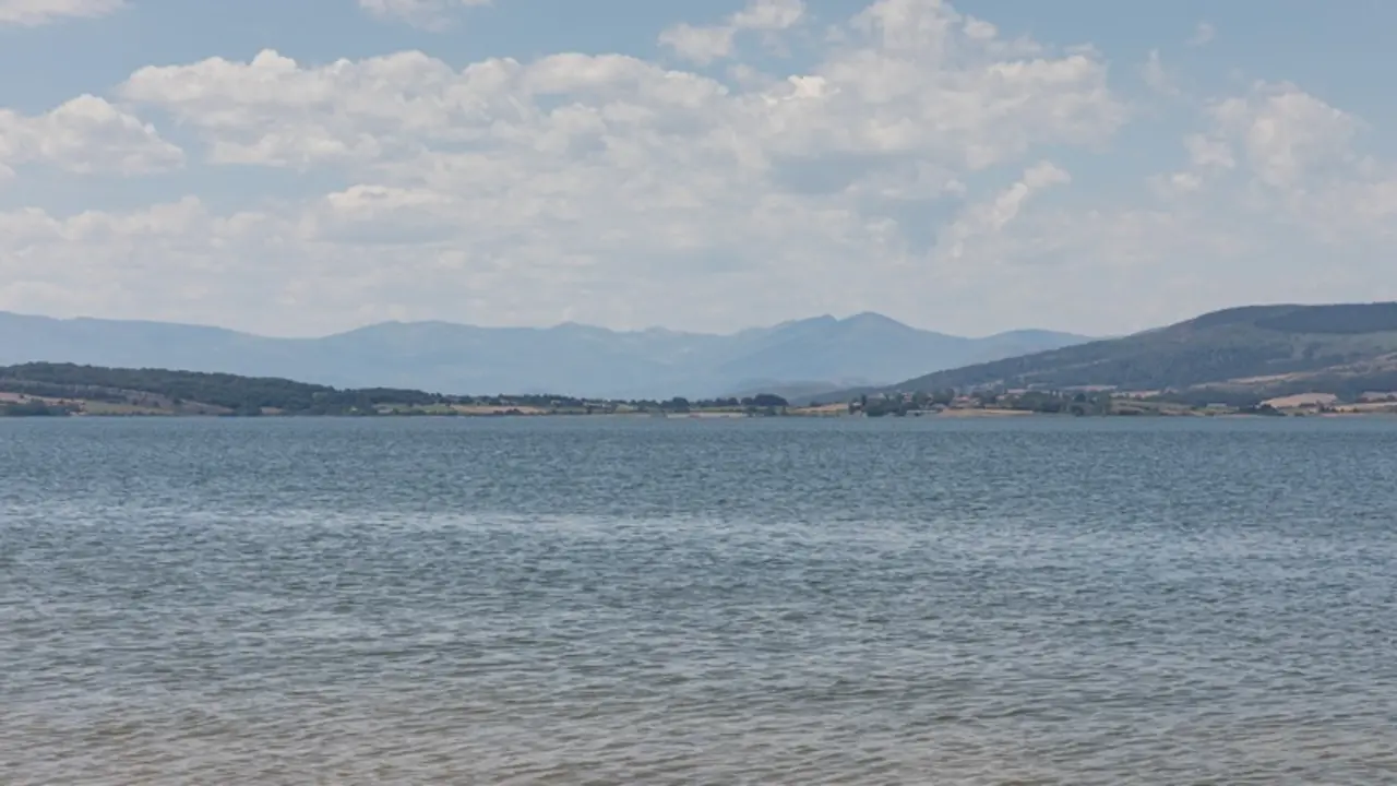 Vista del pantano del Ebro. / Alerta