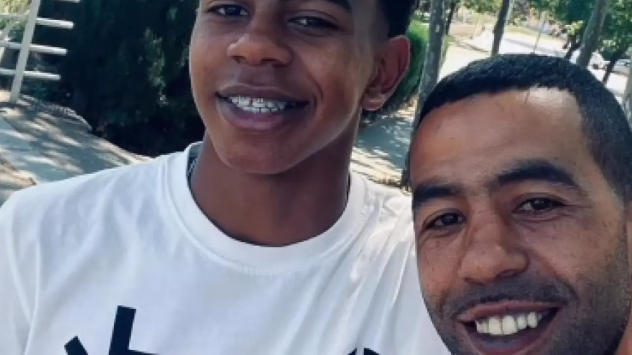 Lamine Yamal y su padre en una fotograf&iacute;a antigua de ambos  Instagram/@hustle_hard_304