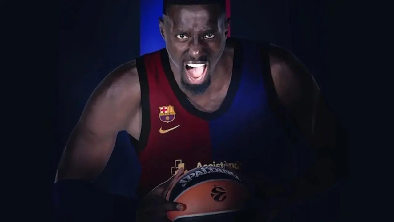 El nuevo jugador del Bar&ccedil;a de baloncesto, el p&iacute;vot senegal&eacute;s Youssoupha Fall. / A.E