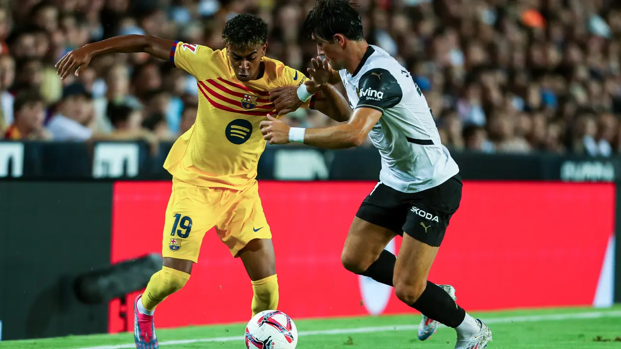 Lamine Yamal of FC Barcelona in action during the Spanish league, La Liga EA Sports, football match played between Valencia CF and FC Barcelona at Mestalla stadium on August 17, 2024, in Valencia, Spain.