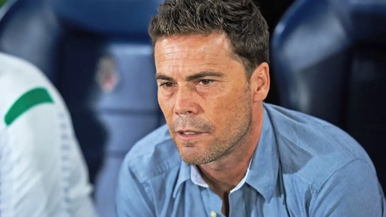 Joan Francesc Ferrer Sicilia, Rubi, entrenador del Real Betis durante el partido de La Liga Santander entre el Villarreal y el Real Betis en el Estadio de La Cer&aacute;mica el 27 de septiembre en Vila-real, Espa&ntilde;a.
Maria Jose Segovia / AFP7 / Europapress
(Foto de ARCHIVO)
27/9/2019 S&Oacute;LO PARA USO EN ESPA&Ntilde;A