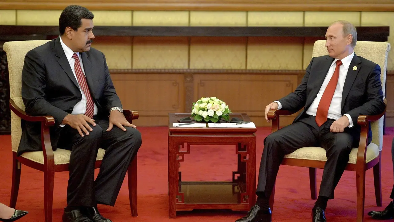 Putin y Maduro durante una reuni&oacute;n en el a&ntilde;o 2015. / Alexei Druzhinin / Archivo