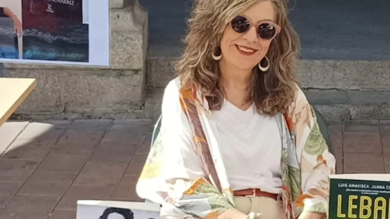 La escritora, Juana Cort&eacute;s Amunarriz. / Instagram