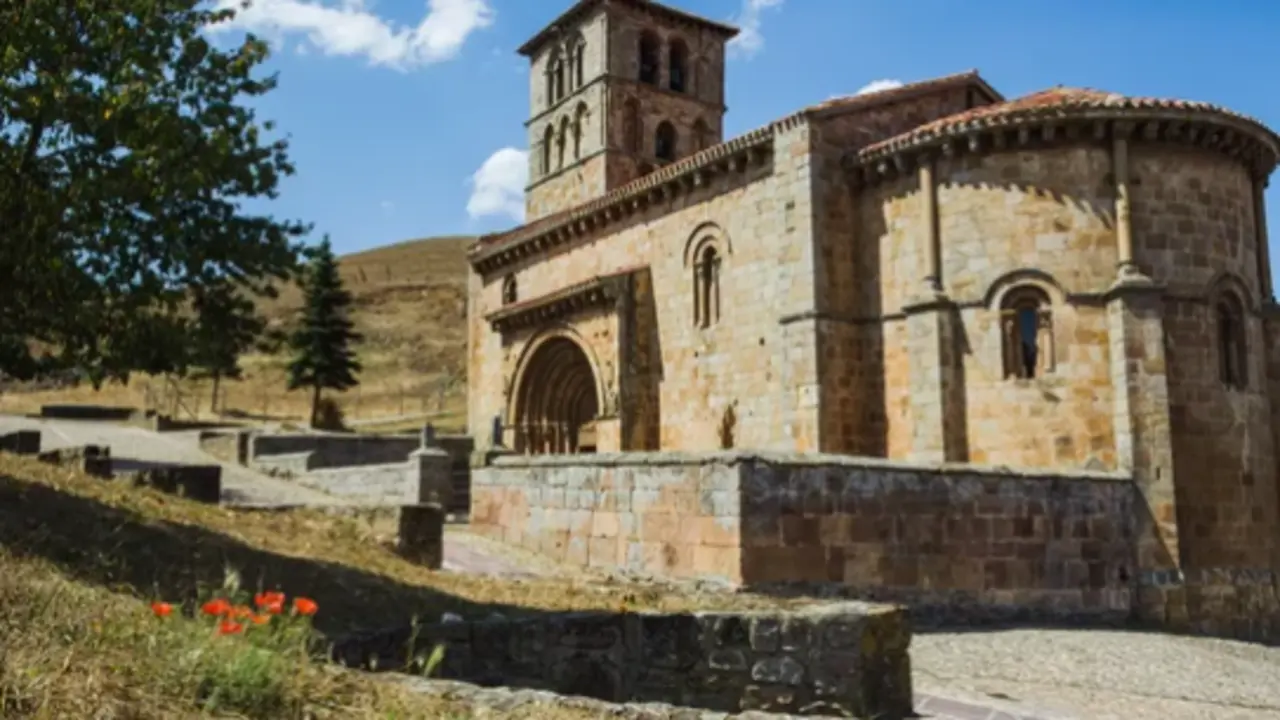 Campoo de Enmedio es un lugar en el que a&uacute;n es posible comprar una vivienda. / A.S.