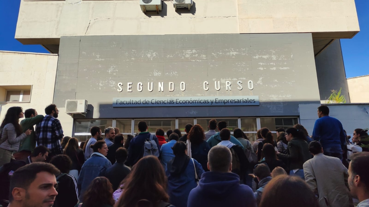 Aspirantes de la oposici&oacute;n a RTVE.