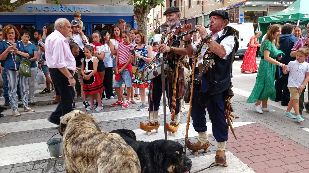 Una pasada edici&oacute;n del Dia de Cantabria / SAJA