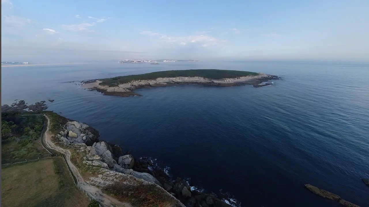 Isla de Santa Marina. / Luis. F.T.