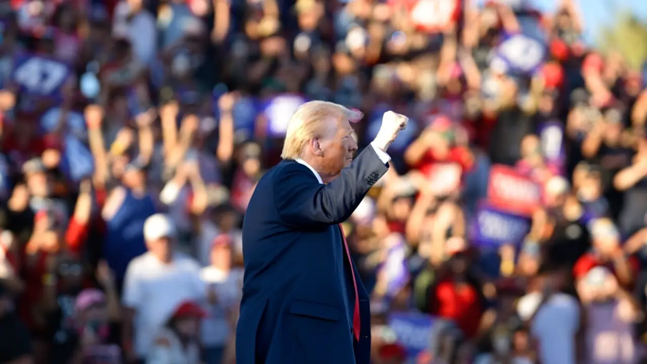 Donald Trump en su &uacute;ltimo mitin de campa&ntilde;a. / Truthsocial