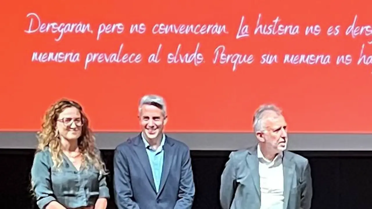 Acto de la Fundaci&oacute;n Matilde de la Torre en contra de la derogaci&oacute;n de la Ley de Memoria Hist&oacute;rica y Democr&aacute;tica de Cantabria. / ALERTA