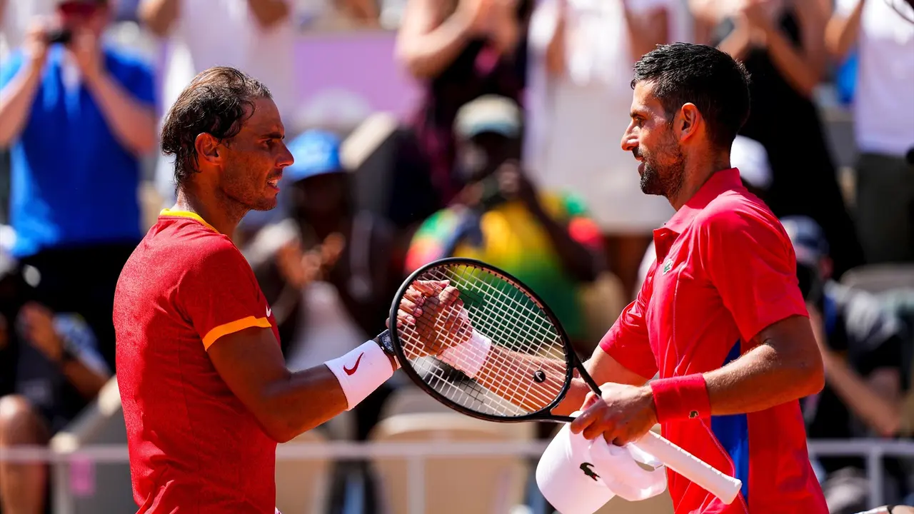 Novak Djokovic y Rafa Nadal en el &uacute;ltimo partido que les enfrent&oacute; en los JJ.OO. / EP
