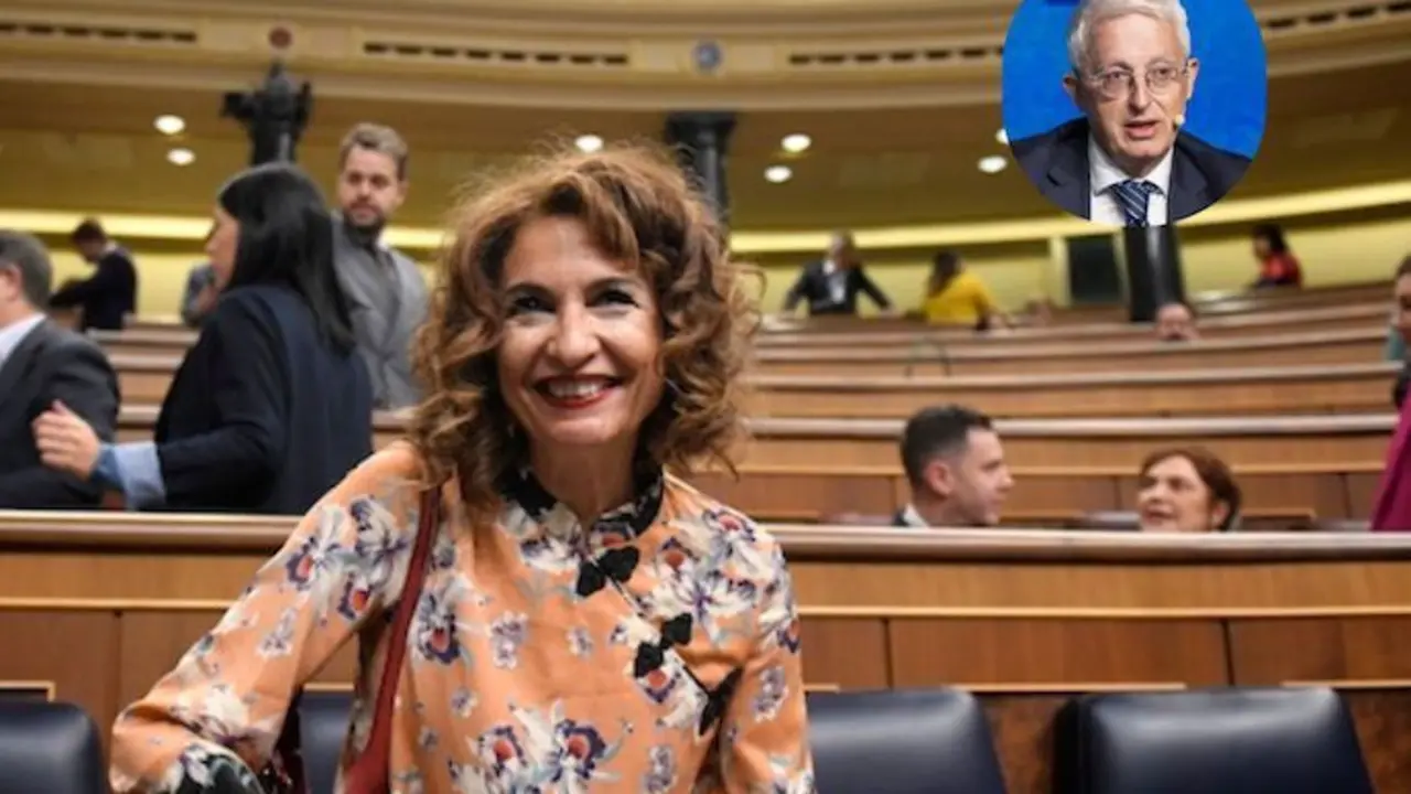 La ministra de Hacienda y su "n&uacute;mero 3". / EP