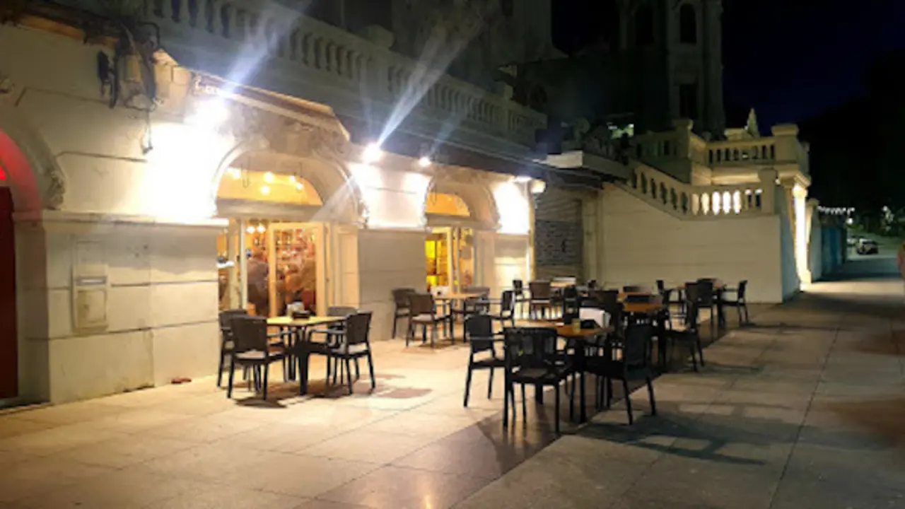 Fachada del restaurante Al norte. / G.R
