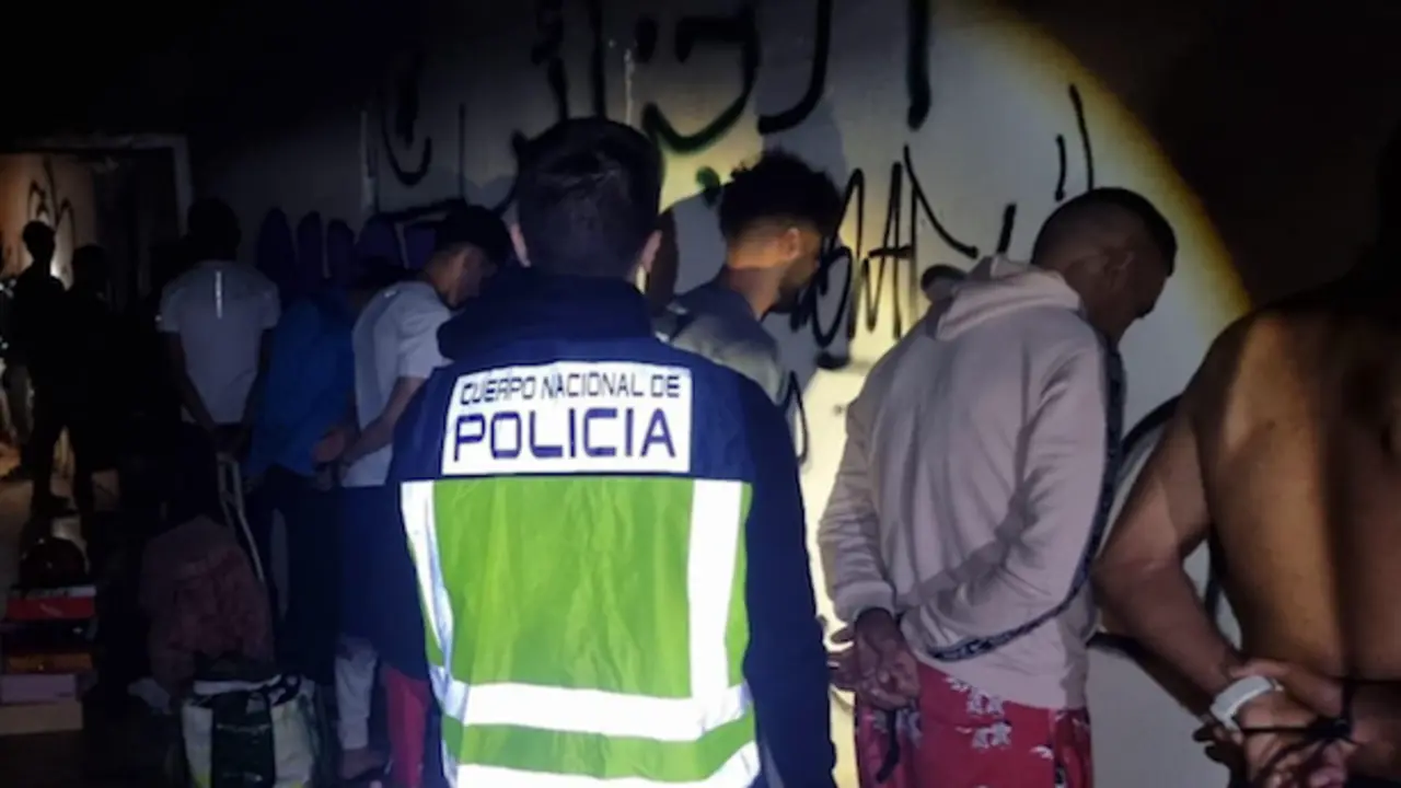 Los 20 detenidos anoche en el dispositivo de prevenci&oacute;n de robos en las zonas afectadas por la DANA. / Red x