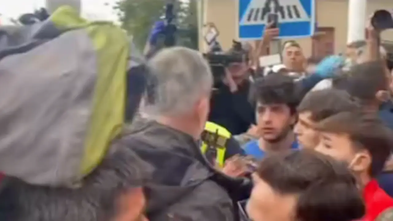 Momento en el que se encuentra con el rey.