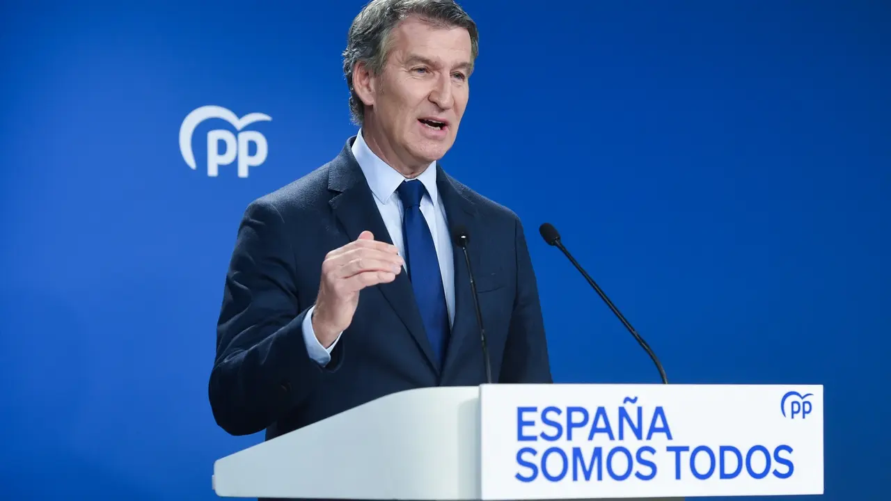 El presidente del Partido Popular, Alberto N&uacute;&ntilde;ez Feij&oacute;o, durante una rueda de prensa del Partido Popular. / Gustavo Valiente