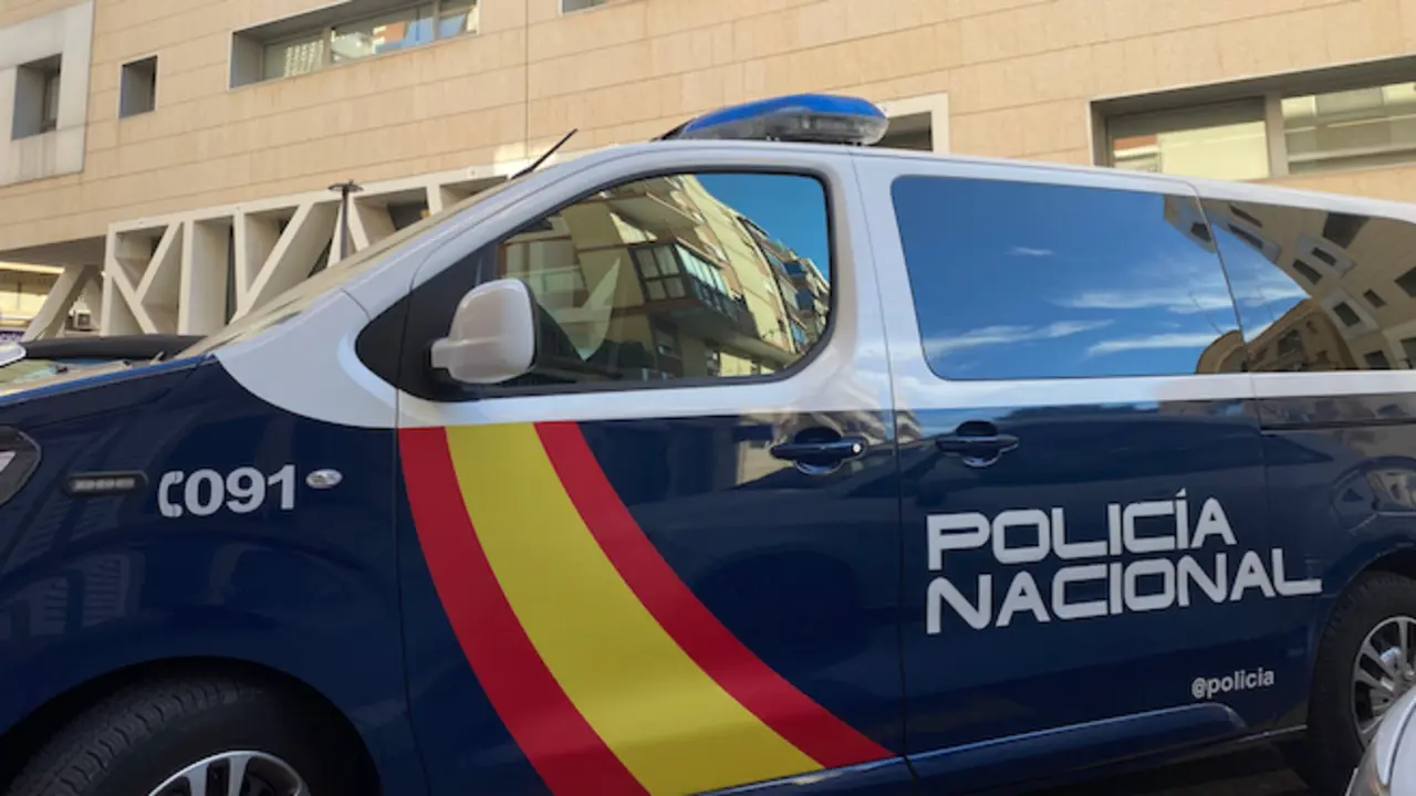 Un coche de la Polic&iacute;a. / EP
