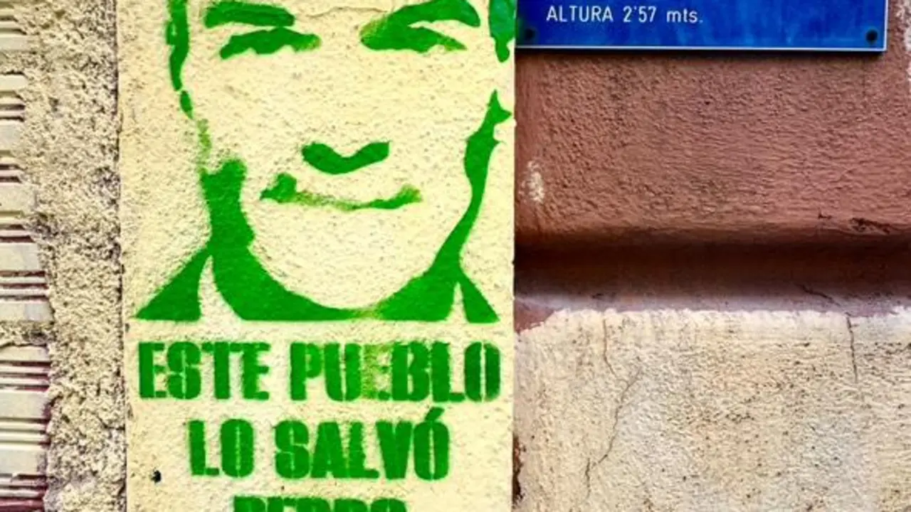 Pintadas a favor de Pedro S&aacute;nchez en Valencia.