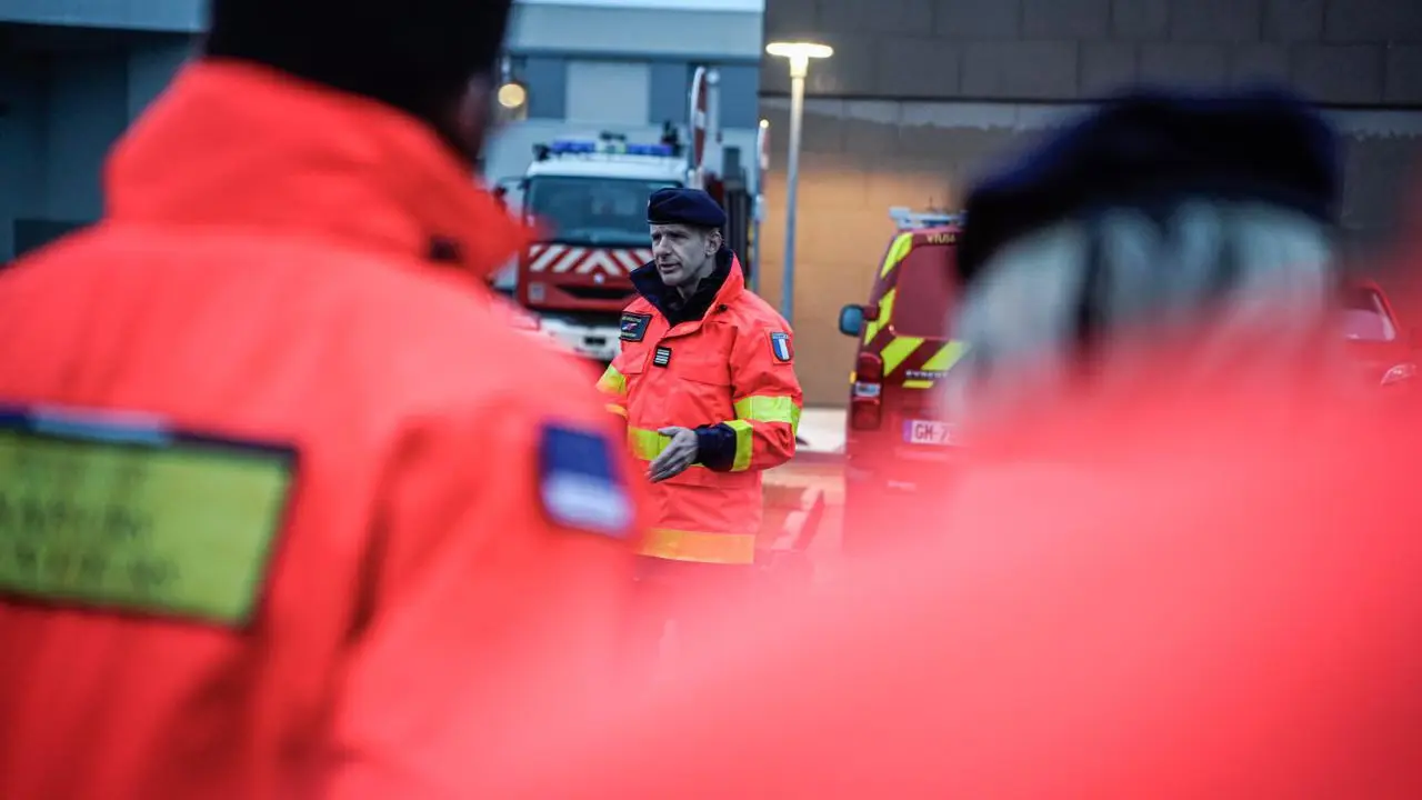 Ante los da&ntilde;os causados ​​por las inundaciones en la Comunidad Valenciana, 50 socorristas y bomberos de 
@SecCivileFrance
 partieron esta ma&ntilde;ana hacia Espa&ntilde;a.