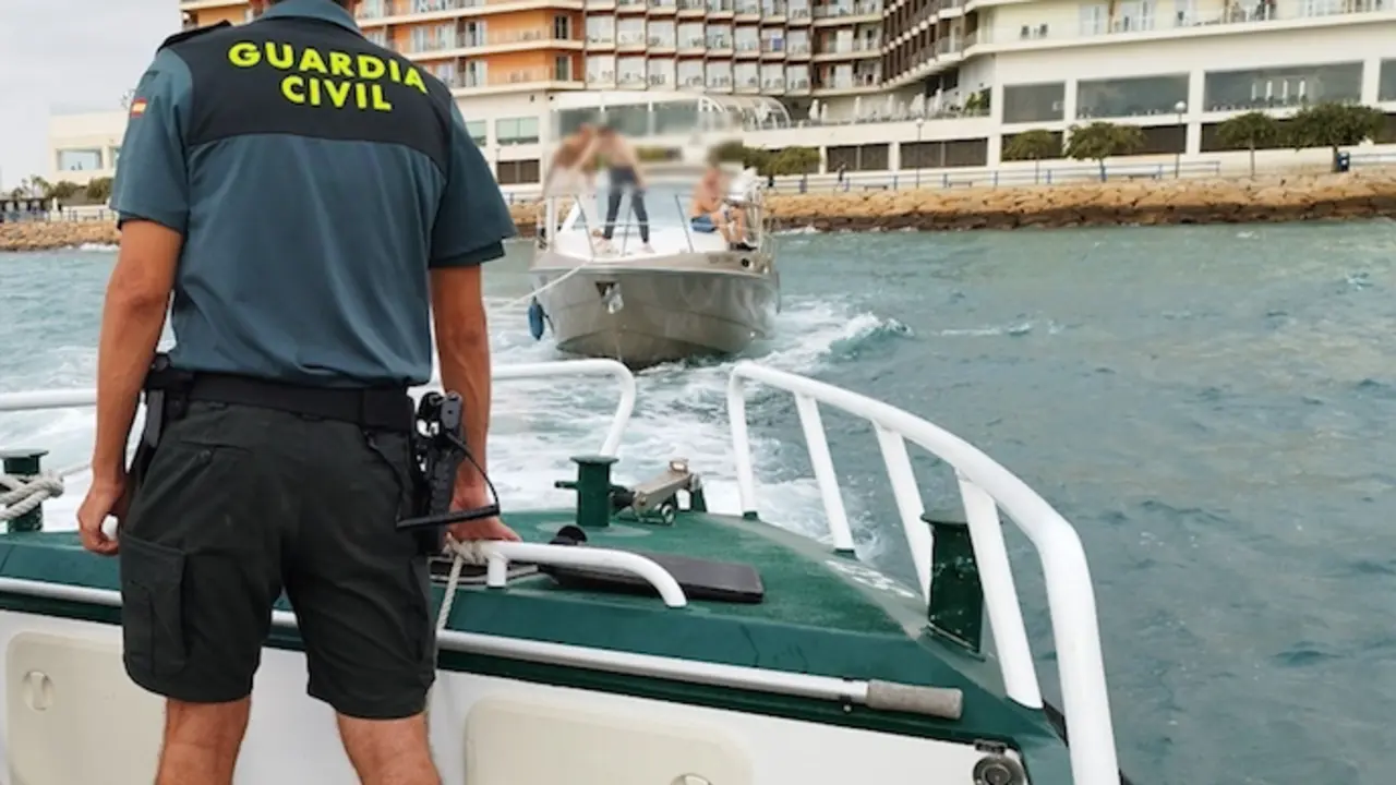 Un agente de Guardia Civil. / EP
