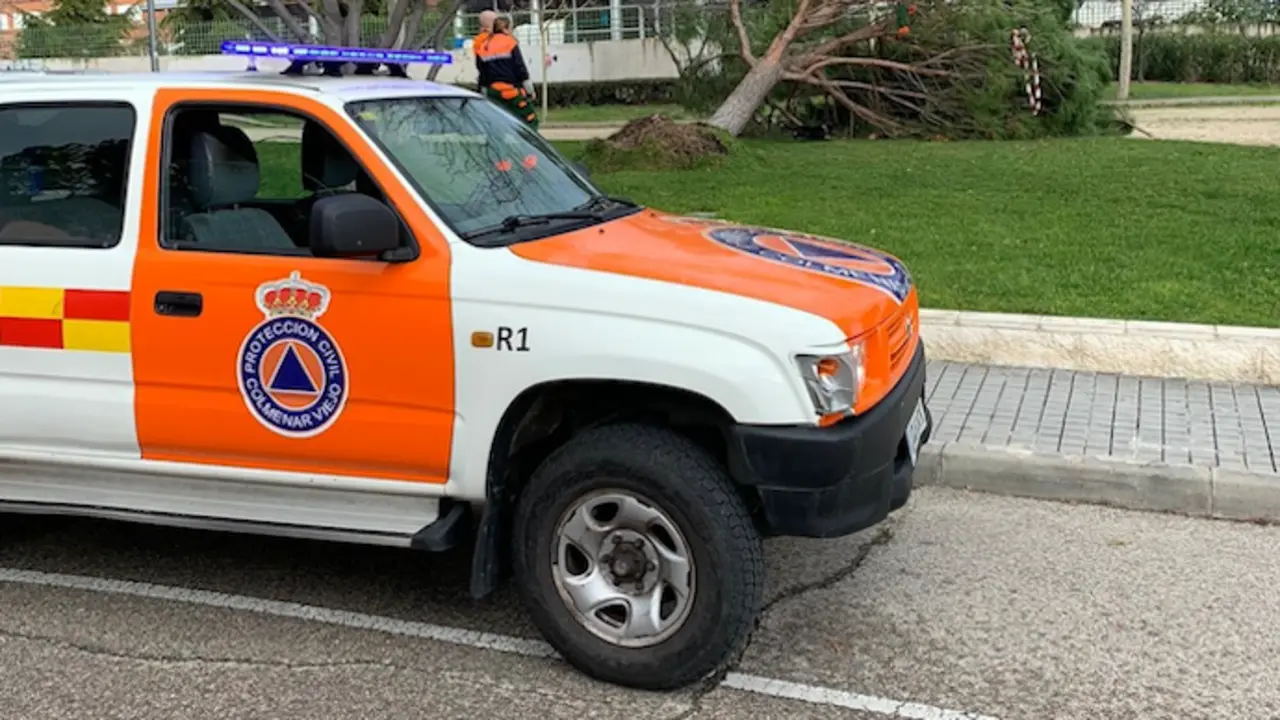 Un coche de Protecci&oacute;n Civi. / EP