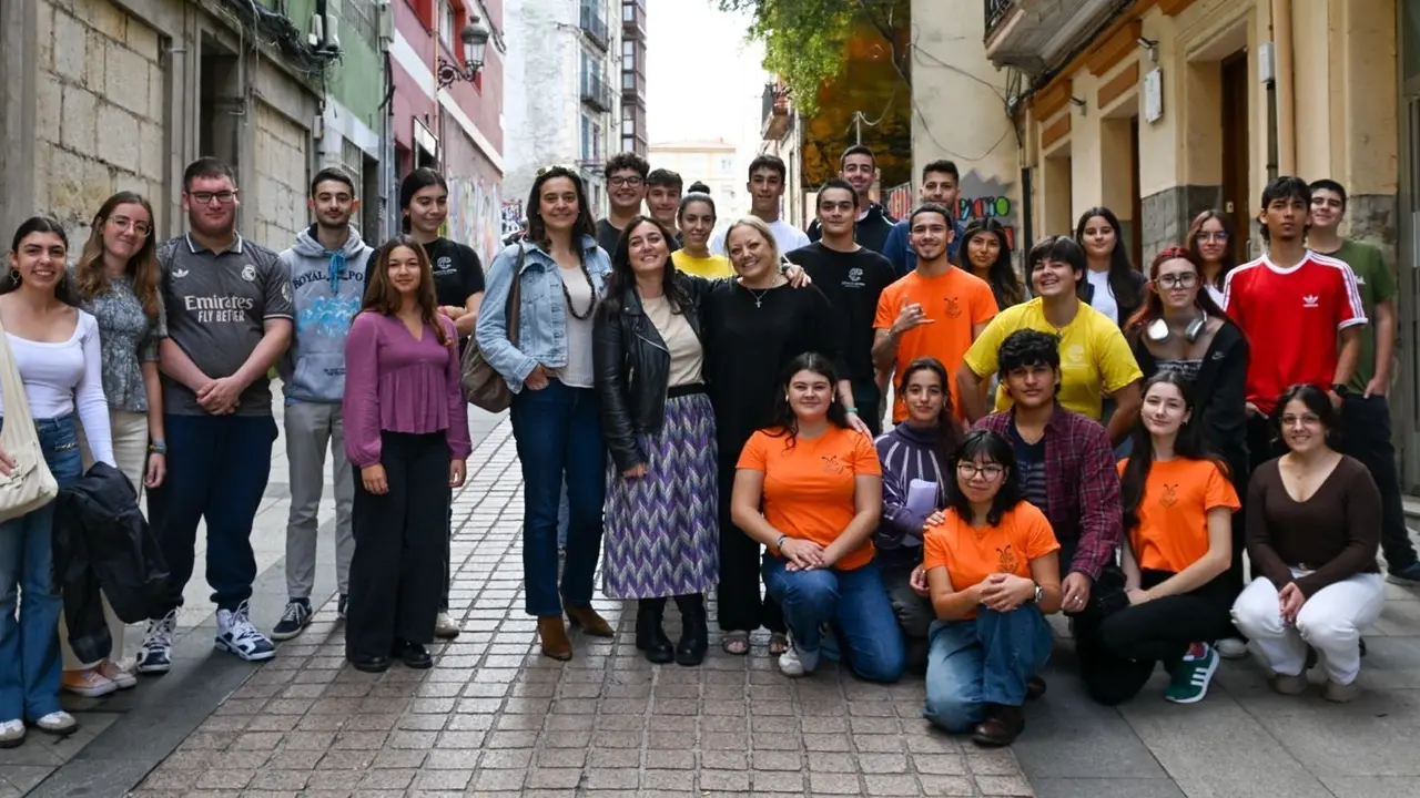 Santander arranca un nuevo programa de Antenas y Ciber Antenas para amplificar la informaci&oacute;n juvenil. / Alerta