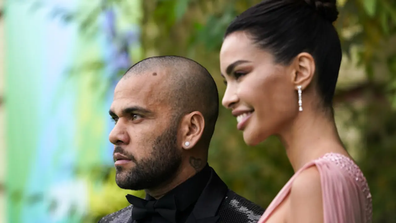 Dani Alves y su esposa Joana Sanz. / Archivo / EP