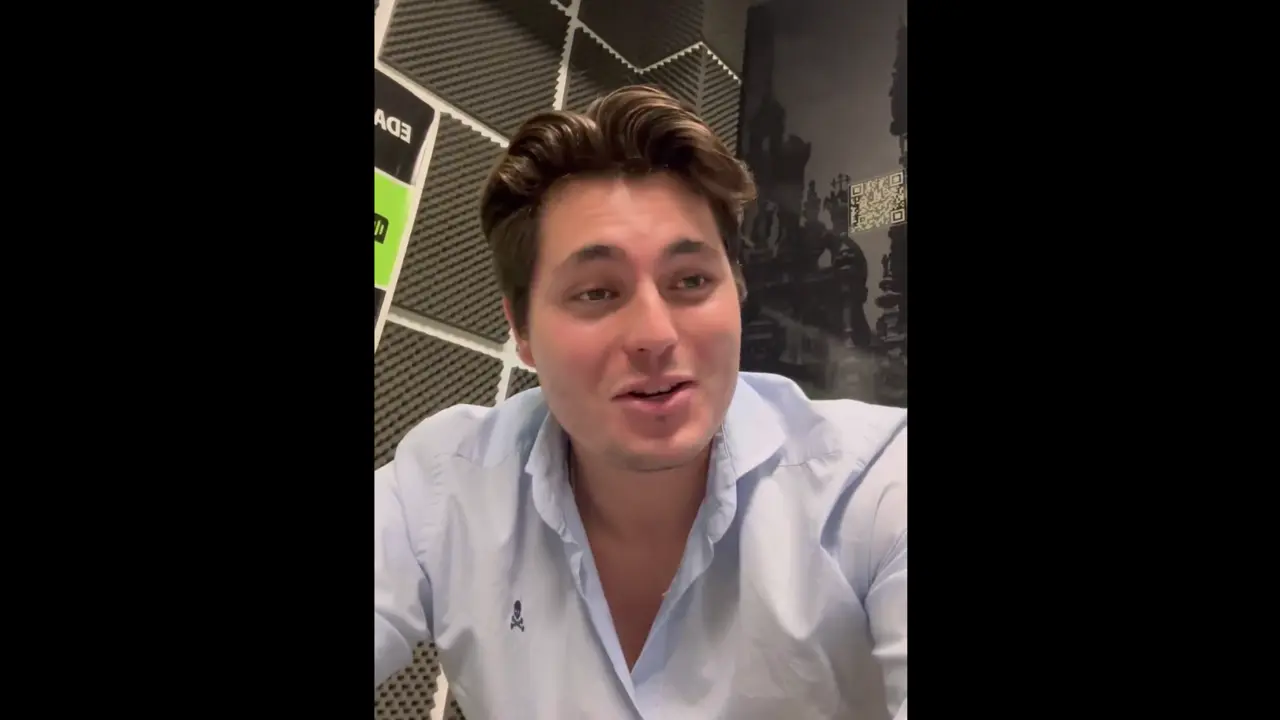 Vito Quiles da las explicaciones en un v&iacute;deo en redes sociales. / X