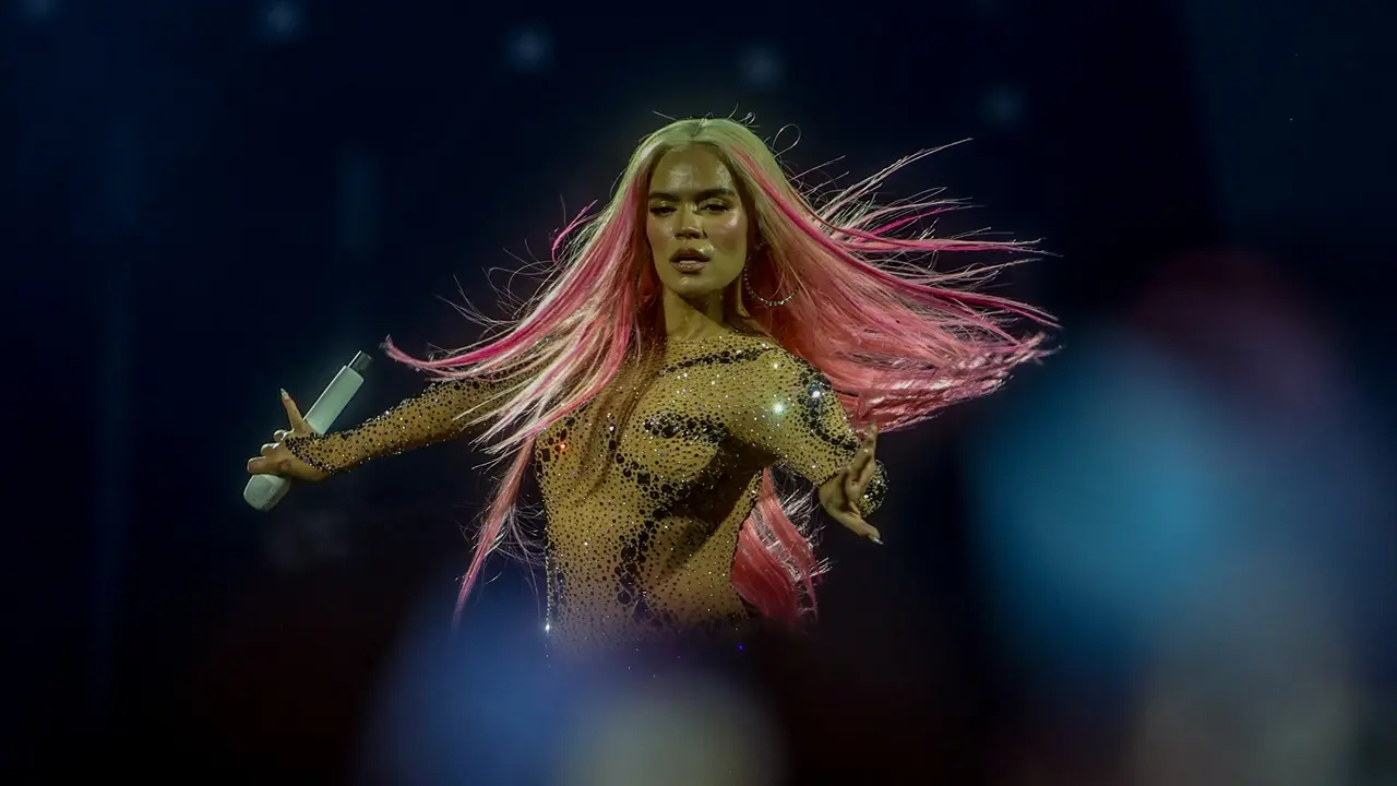 La cantante Karol G durante una actuaci&oacute;n en Madrid. EP