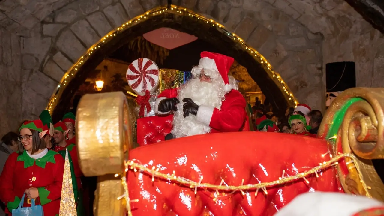 Pap&aacute; Noel durante un desfile. / EP