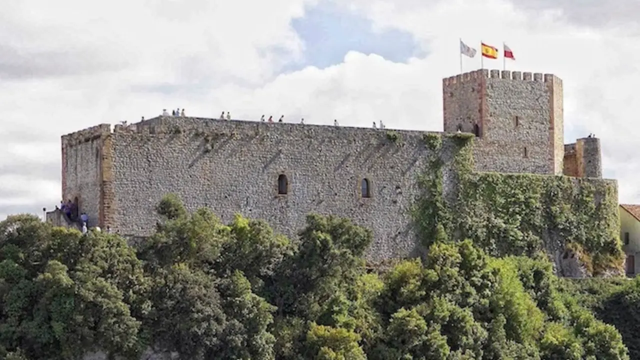 Castillo del Rey de San Vicente de la Barquera. / EP