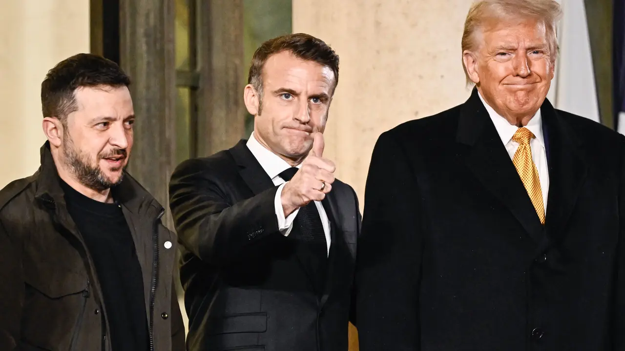 Zelenski, Macron y Trump en la inauguraci&oacute;n de Notre Dame. / Julien De Rosa