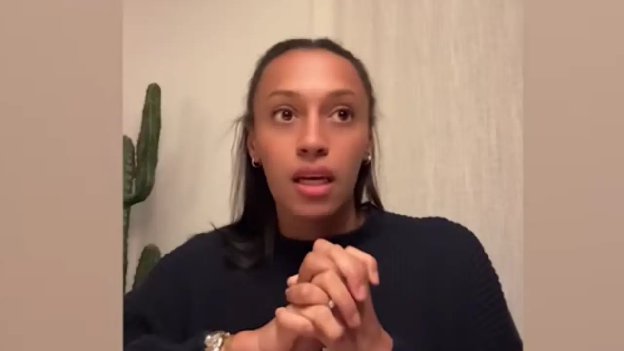 Una captura del v&iacute;deo de Ana Peleteiro en Tik Tok. / Alerta