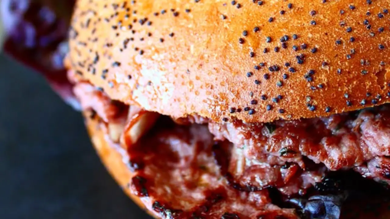 Una burger en el Nada PreBistro. / IG