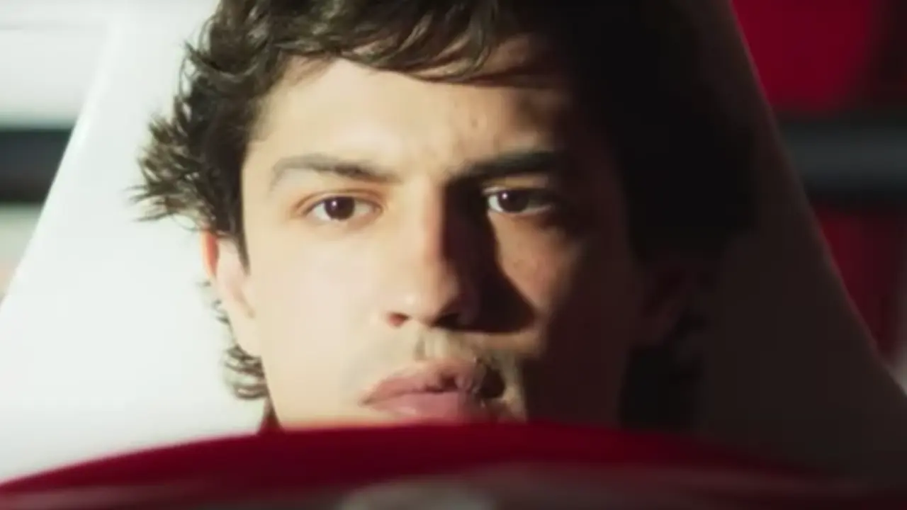 Parte del trailer de la serie Senna. / Redes sociales