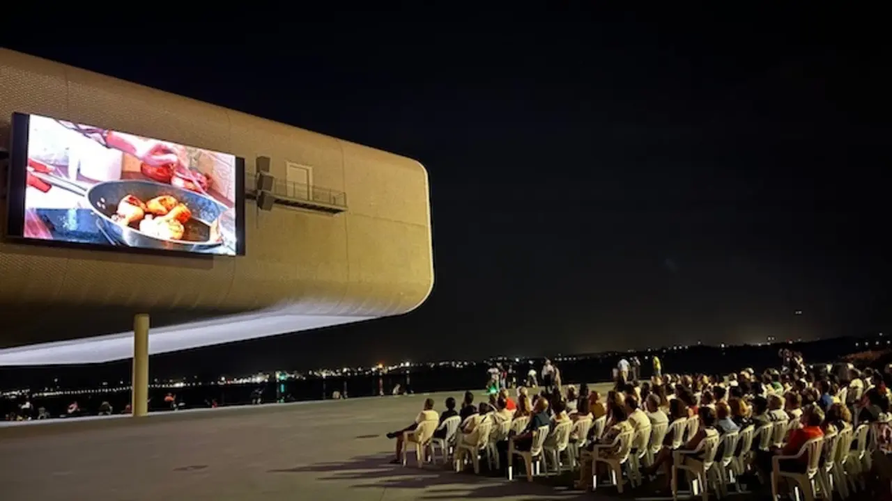 Un d&iacute;a de cine en el Centro Bot&iacute;n. / A.E