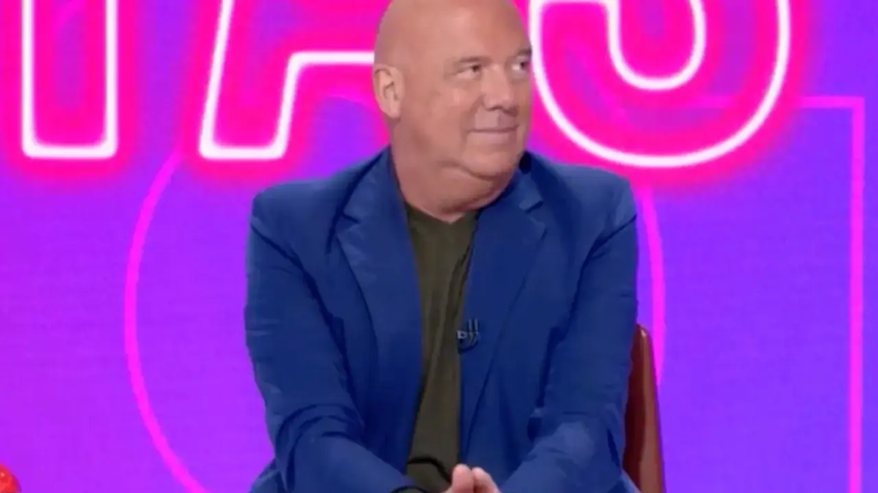 Alfonso Ar&uacute;s ha causado baja este lunes en 'Aruser@s'.  / La Sexta