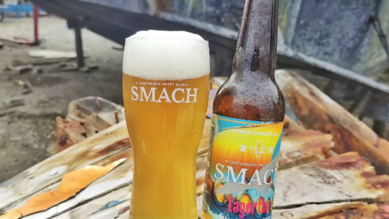 Una cerveza de Smach Santander. / IG