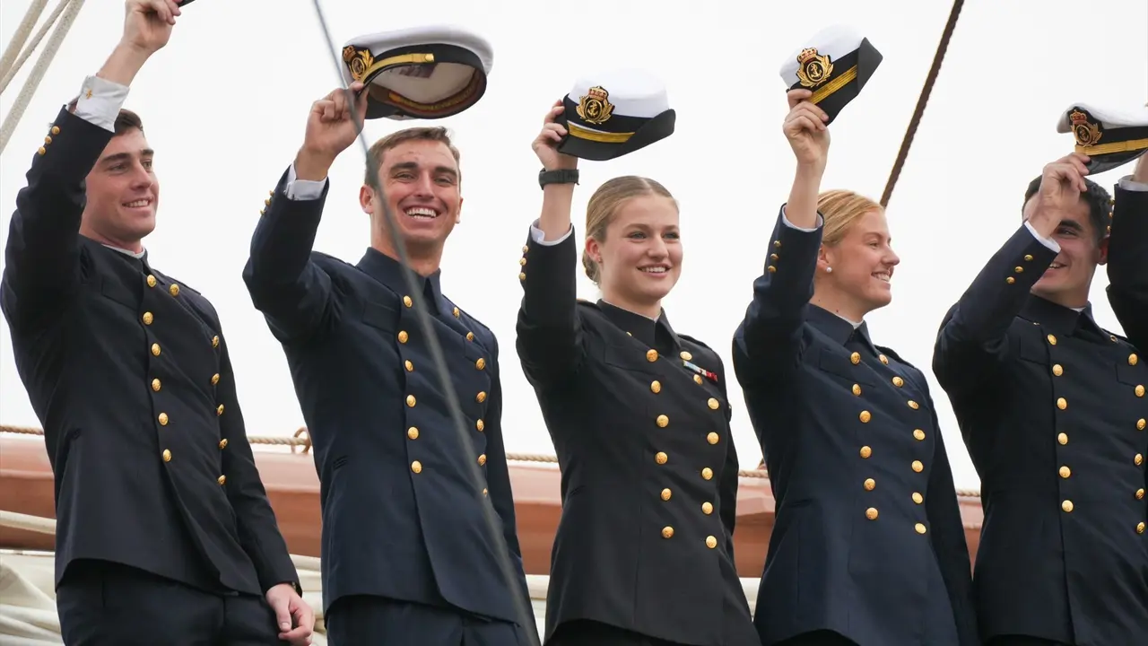 La Princesa de Asturias, Leonor de Borb&oacute;n parte en el Juan Sebasti&aacute;n Elcano. /  Francisco J. Olmo