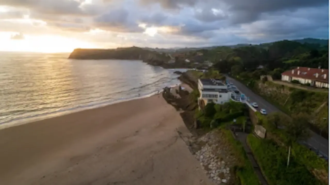 Comillas es uno de los lugares preferido por los turistas. / A.S.