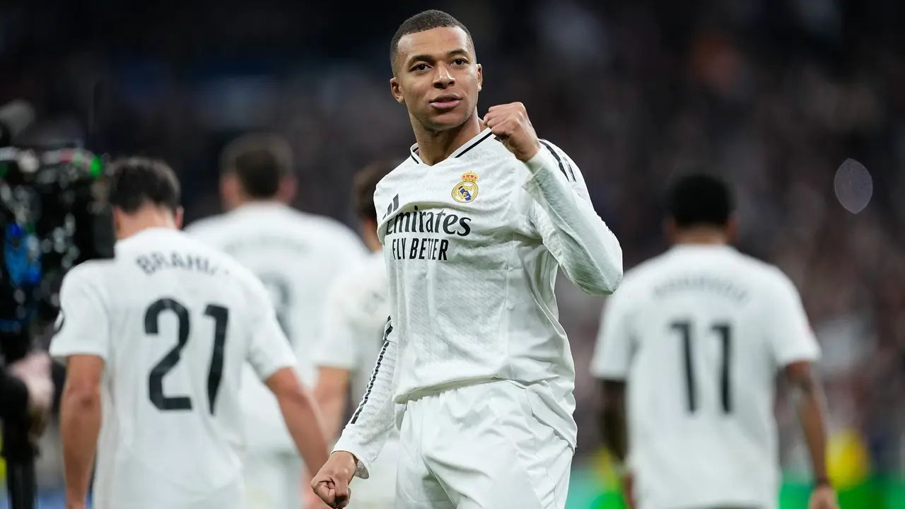 El delantero del Real Madrid, Kylian Mbapp&eacute;, celebra un gol. / Oscar J. Barroso / EP